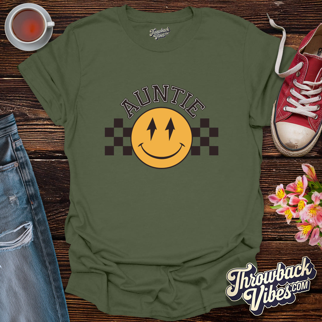 Auntie Smiley Face Fun T-Shirt - Throwbackvibes