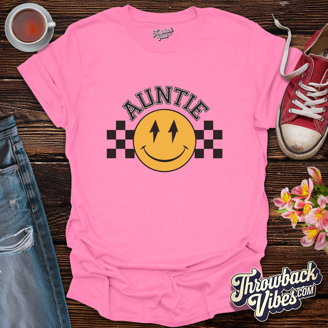 Auntie Smiley Face Fun T-Shirt - Throwbackvibes